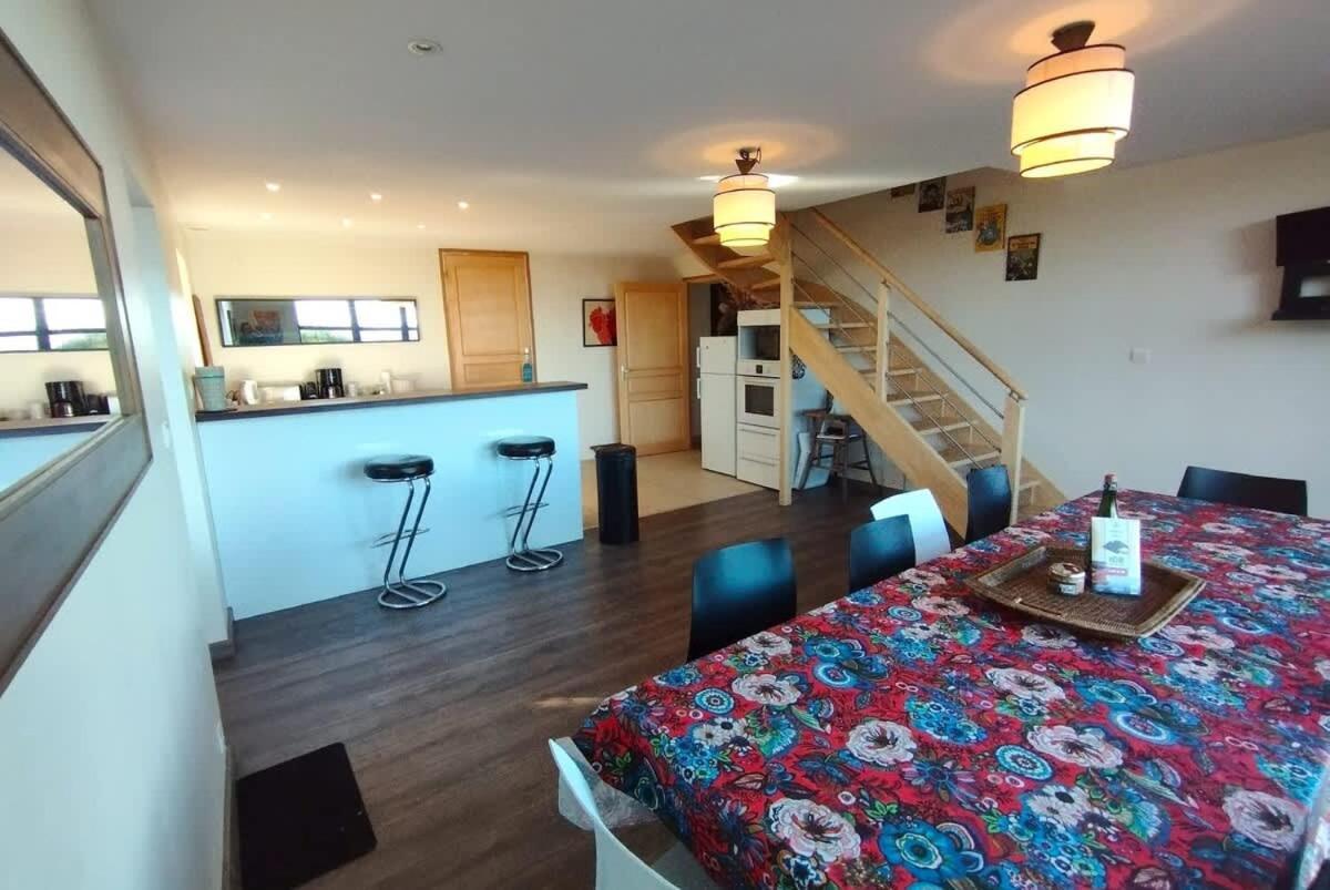 Large Farmhouse With Garden And Sea View For 8 People Locquenole Exteriör bild